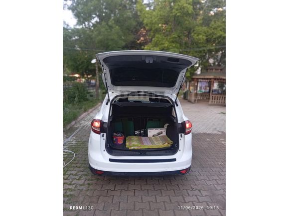 Sahibinden Ford C-Max 1.6 Trend 2015 Model