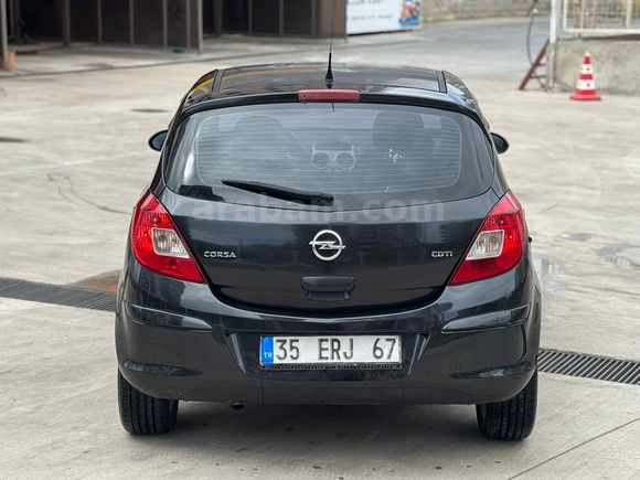 Sahibinden Opel Corsa 1.3 CDTI Enjoy 111 2012 Model  206.000 km Siyah
