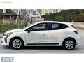 ESER OTOMOTİV DEN 2023 CLIO Equilibre 83 KM BOYASIZ TESLA EKRAN