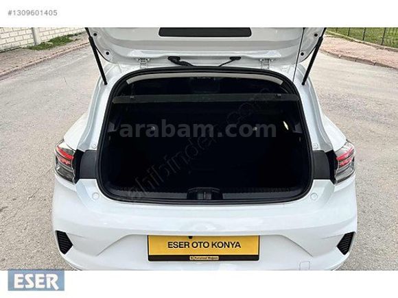 ESER OTOMOTİV DEN 2023 CLIO Equilibre 83 KM BOYASIZ TESLA EKRAN