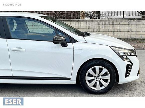 ESER OTOMOTİV DEN 2023 CLIO Equilibre 83 KM BOYASIZ TESLA EKRAN