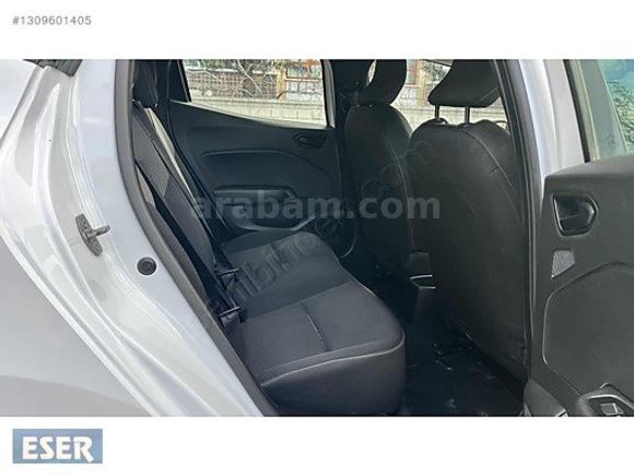ESER OTOMOTİV DEN 2023 CLIO Equilibre 83 KM BOYASIZ TESLA EKRAN