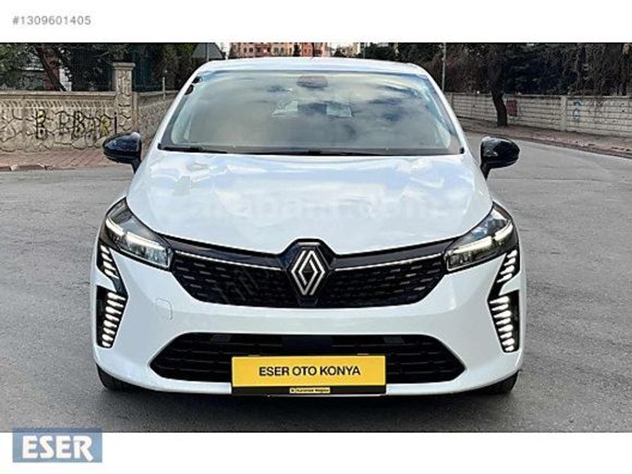 ESER OTOMOTİV DEN 2023 CLIO Equilibre 83 KM BOYASIZ TESLA EKRAN