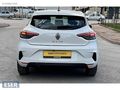 ESER OTOMOTİV DEN 2023 CLIO Equilibre 83 KM BOYASIZ TESLA EKRAN