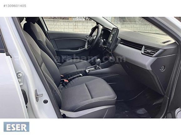 ESER OTOMOTİV DEN 2023 CLIO Equilibre 83 KM BOYASIZ TESLA EKRAN