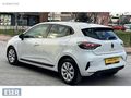 ESER OTOMOTİV DEN 2023 CLIO Equilibre 83 KM BOYASIZ TESLA EKRAN