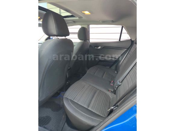 Sahibinden Kia Stonic 1.4 MPI Elegance 2023 Model 