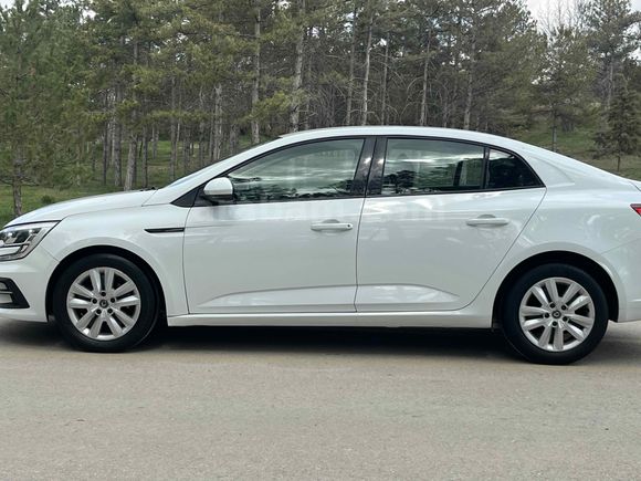 Galeriden Renault Megane 1.5 Blue DCI Joy 2021 Model Konya  