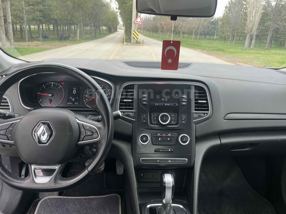 Galeriden Renault Megane 1.5 Blue DCI Joy 2021 Model Konya  