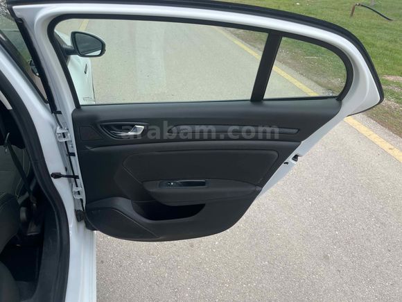 Galeriden Renault Megane 1.5 Blue DCI Joy 2021 Model Konya  