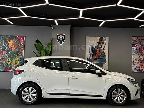 FLİES MOTORS'DAN CLİO 1.5 BLUEDCİ 111'BİN KM JOY
