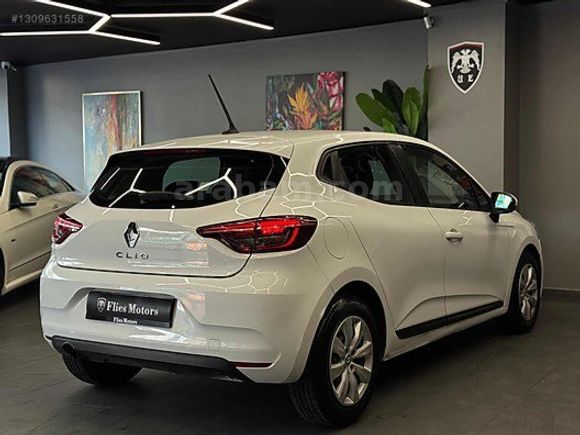 FLİES MOTORS'DAN CLİO 1.5 BLUEDCİ 111'BİN KM JOY
