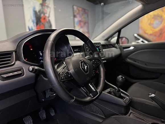 FLİES MOTORS'DAN CLİO 1.5 BLUEDCİ 111'BİN KM JOY