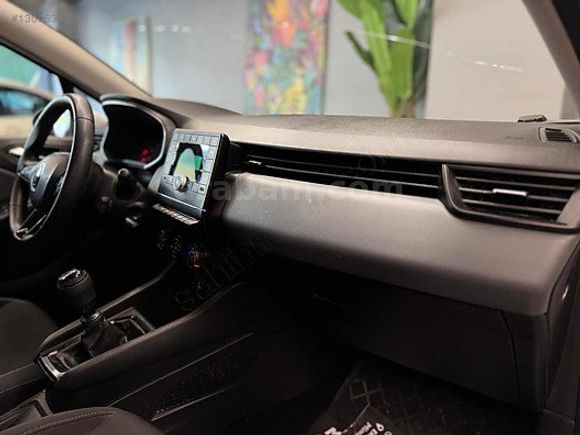 FLİES MOTORS'DAN CLİO 1.5 BLUEDCİ 111'BİN KM JOY