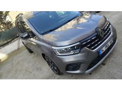 Sahibinden Renault Kangoo Multix 1.5 BluedCi Iconic 2025 Model