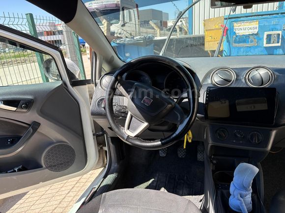 Sahibinden Seat Ibiza 1.4 Reference 2011 Model  246.000 km Beyaz