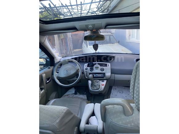 Sahibinden Renault Scenic 1.5 dCi Privilege 2005 Model 