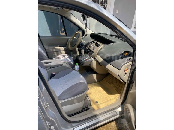 Sahibinden Renault Scenic 1.5 dCi Privilege 2005 Model 