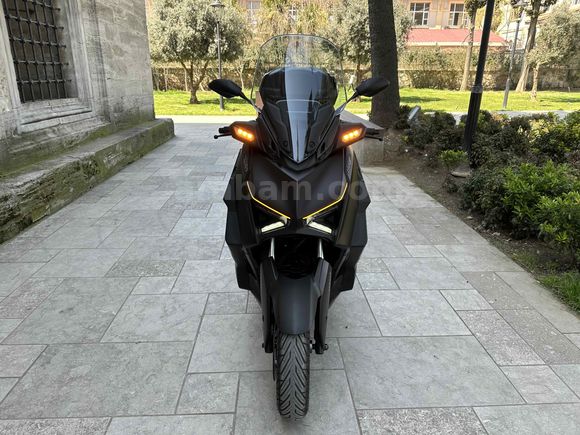 Sahibinden Yamaha X-Max 250 Tech Max 400km