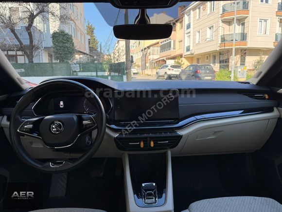 AER MOTORS'DAN OCTAVİA e-TEC 1.0 TSI PREMİUM HYBRD 88 BİNDE DSG