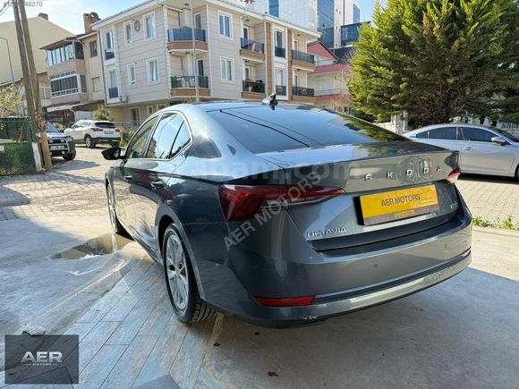 AER MOTORS'DAN OCTAVİA e-TEC 1.0 TSI PREMİUM HYBRD 88 BİNDE DSG