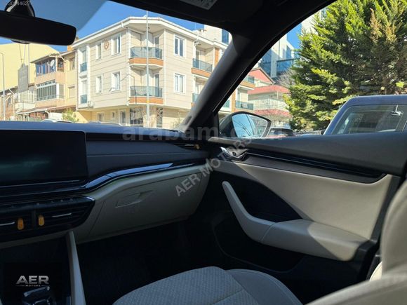 AER MOTORS'DAN OCTAVİA e-TEC 1.0 TSI PREMİUM HYBRD 88 BİNDE DSG