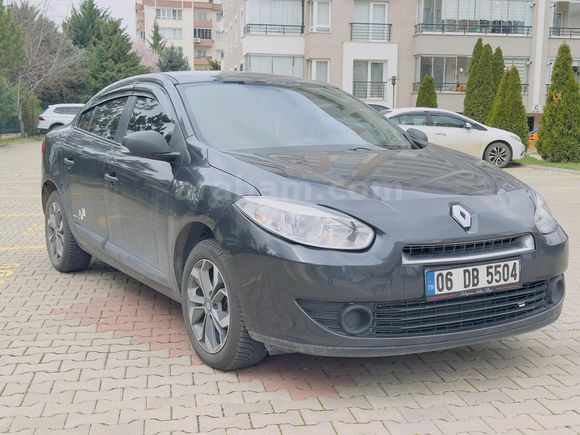 USCAR'dan 2010 Fluance 1.5 dCİ Authentique 95 bin km Hatasız