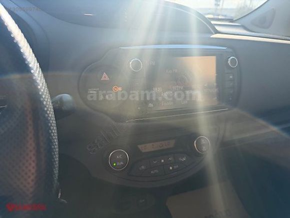 ŞAMLIOĞLU TOYOTA VE BYD BAYİ/YARİS 1.33 STYLE CAM TAVAN OTOMATİK