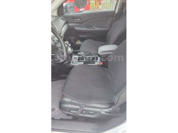 HONDA CRV TEMİZ BAKIMLI (ELEKTRİKLİ ARAÇ İLE TAKAS YAPILIR)