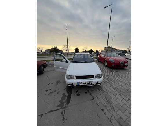 100 LÜK AFT MOTOR KLİMALI KOKLAR AİLE ARABASI