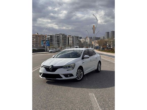 Sahibinden Renault Megane 1.5 Blue DCI Touch 2020 Model 