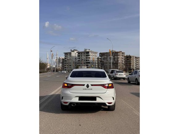 Sahibinden Renault Megane 1.5 Blue DCI Touch 2020 Model 