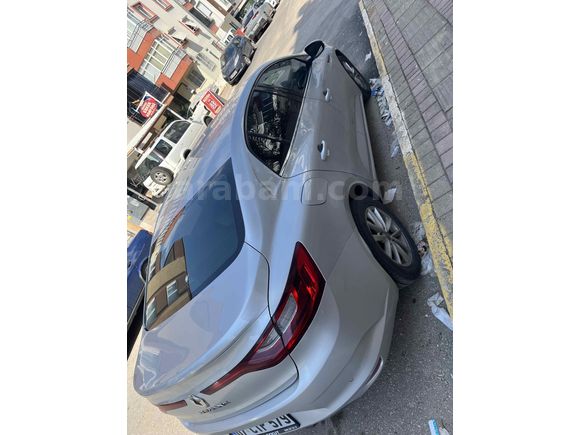 Sahibinden Renault Megane 1.5 Blue DCI Touch 2020 Model 