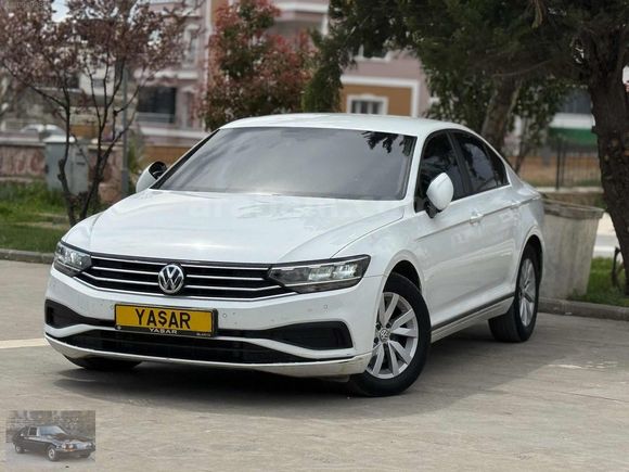 !!! WV PASSAT 2019 BOYASİZ 142BİNKM 1.6TDİ 120 HP !!!