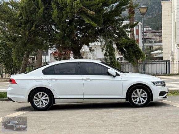 !!! WV PASSAT 2019 BOYASİZ 142BİNKM 1.6TDİ 120 HP !!!