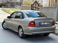 inden Opel Vectra 2.0 GLS 2000 Model