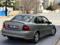 inden Opel Vectra 2.0 GLS 2000 Model