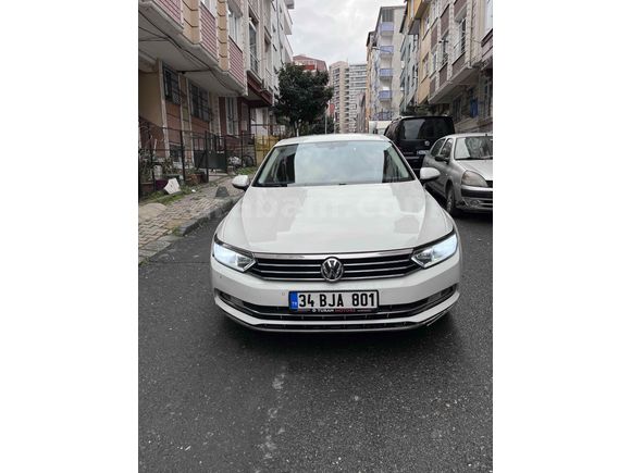 Sahibinden Volkswagen Passat 1.6 TDi BlueMotion Trendline 2017 Model  141.000 km Beyaz