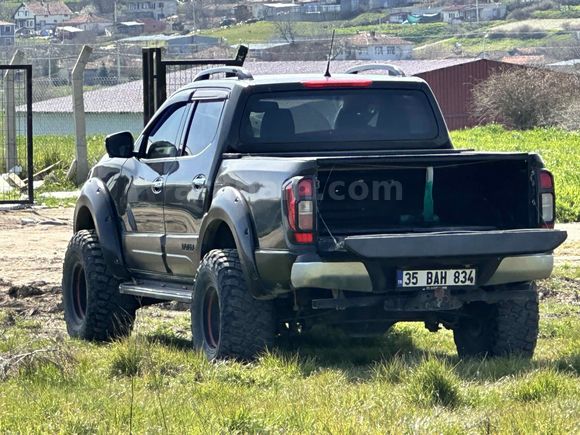Sahibinden Nissan Navara 2.3 dCi 4x4 2016 Model  123.500 km Siyah
