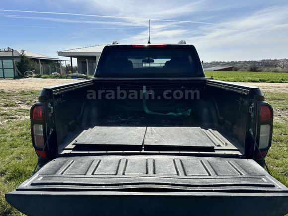 Sahibinden Nissan Navara 2.3 dCi 4x4 2016 Model  123.500 km Siyah