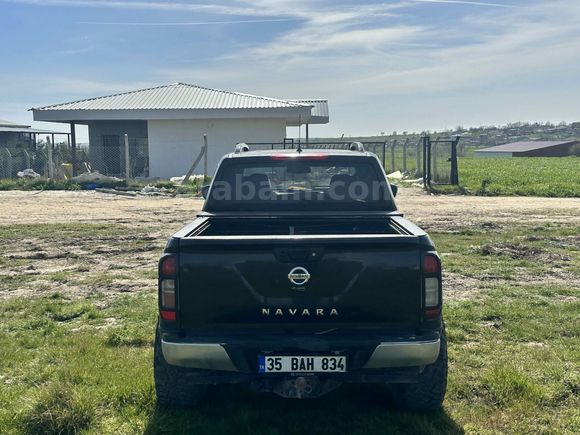 Sahibinden Nissan Navara 2.3 dCi 4x4 2016 Model  123.500 km Siyah