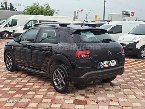 AYNACILAR OTOMOTİV DEN 2017 C4 CACTUS 78 BİNDE