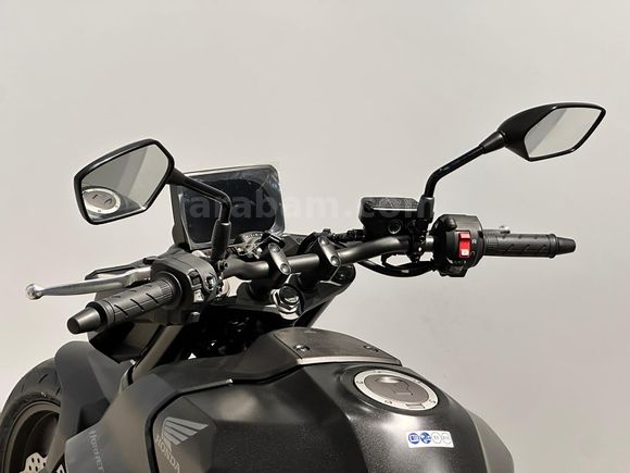 YETKİLİ BAYİ HONDA AÇAR'DAN CB750 HORNET NAKİT'E ÖZEL FİYAT !