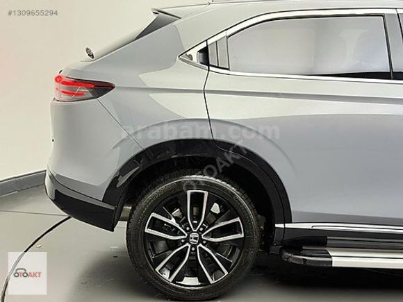 HR-V 1.5 e-HEV Hybrid Advance CVT ( İLK SAHİBİ&HATASIZ&DÜŞÜK KM)