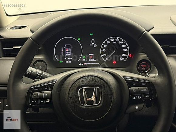 HR-V 1.5 e-HEV Hybrid Advance CVT ( İLK SAHİBİ&HATASIZ&DÜŞÜK KM)