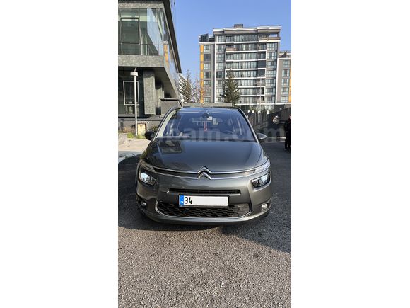 TEK ELDEN KULLANILMIŞ AİLE ARACI KABLOSUZ CARPLAY/ANDROID AUTO