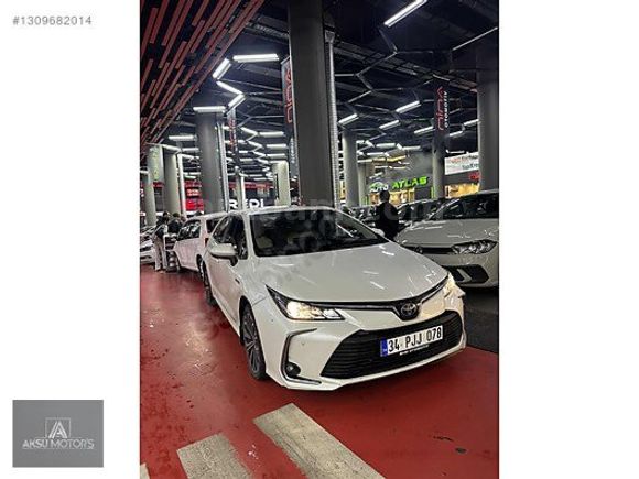 "AKSU MOTOR'S"COROLLA/SEDEF BEYAZ/SUNROOF/HYBRİD/400 PEŞİN 36 AY