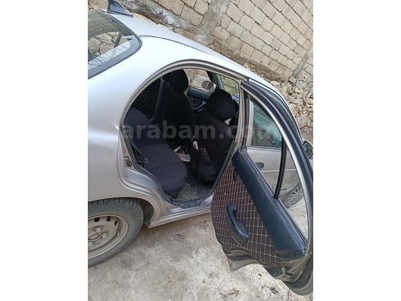 Sahibinden Hyundai Accent 1.3 LX 2000 Model
