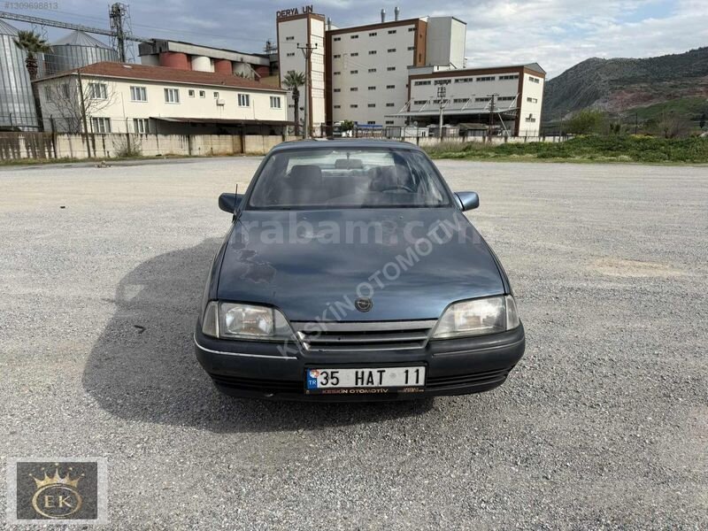 Galeriden Opel Omega 2.0 CD 1988 Model Manisa 340.000 km Lacivert