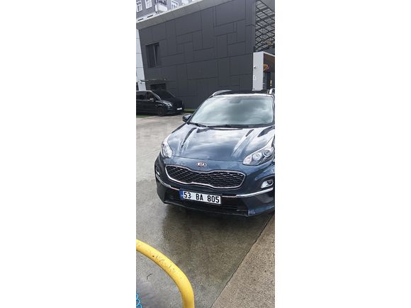 Sahibinden Kia Sportage 1.6 CRDI Elegance 2020 Model  85.000 km Lacivert